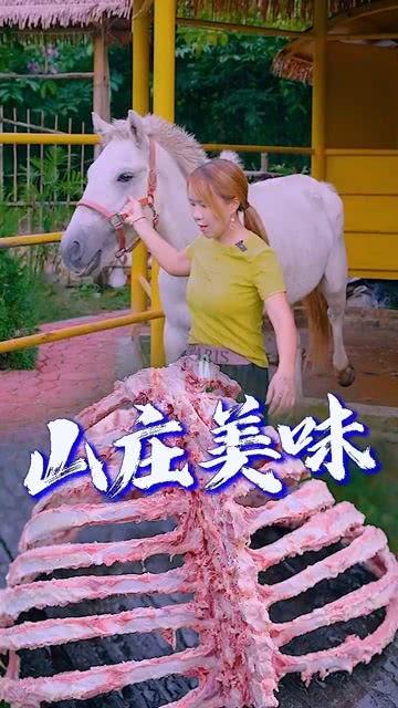 搞笑段子野外美食,笑料横生的野外美食大揭秘