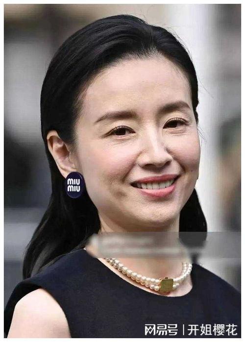 明星皮肤松弛,美丽背后的护肤挑战